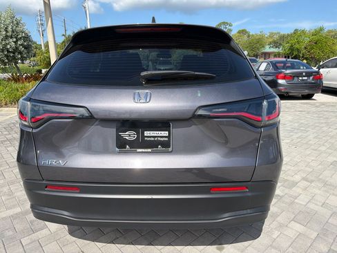 Used 2024 Honda HR-V LX image 6