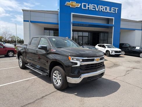 New 2026 Chevrolet Silverado 1500 LT w/ Z71 Off-Road Package AWD/4WD image 1