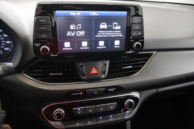 Used 2018 Hyundai Elantra GT FWD image 18