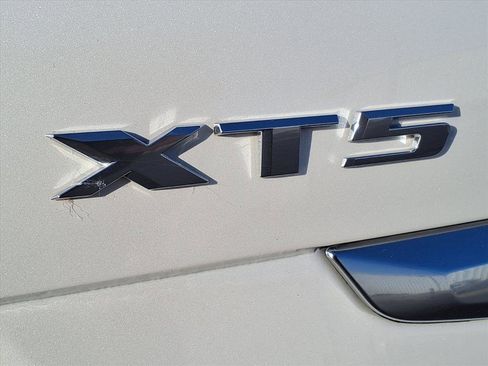 Used 2021 Cadillac XT5 Luxury image 5