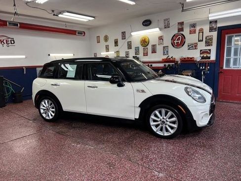 Used 2016 MINI Cooper Clubman S FWD image 4
