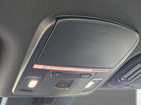 Used 2026 Toyota Camry SE w/ Convenience Package image 27