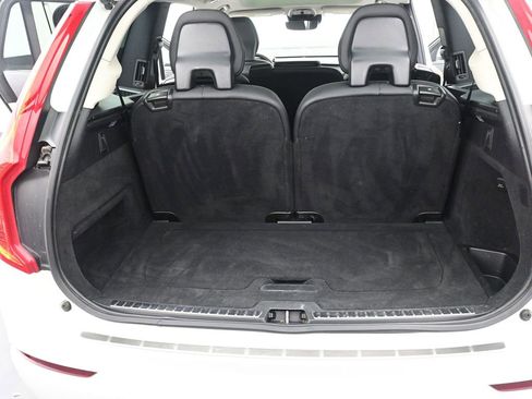 Used 2022 Volvo XC90 T6 Momentum w/ Climate Package image 15