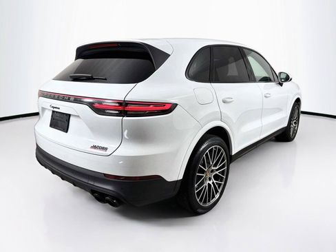 Used 2023 Porsche Cayenne Platinum Edition AWD/4WD image 5