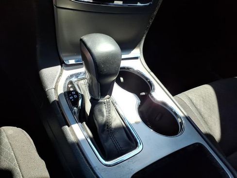 Used 2021 Jeep Grand Cherokee Laredo AWD/4WD image 30