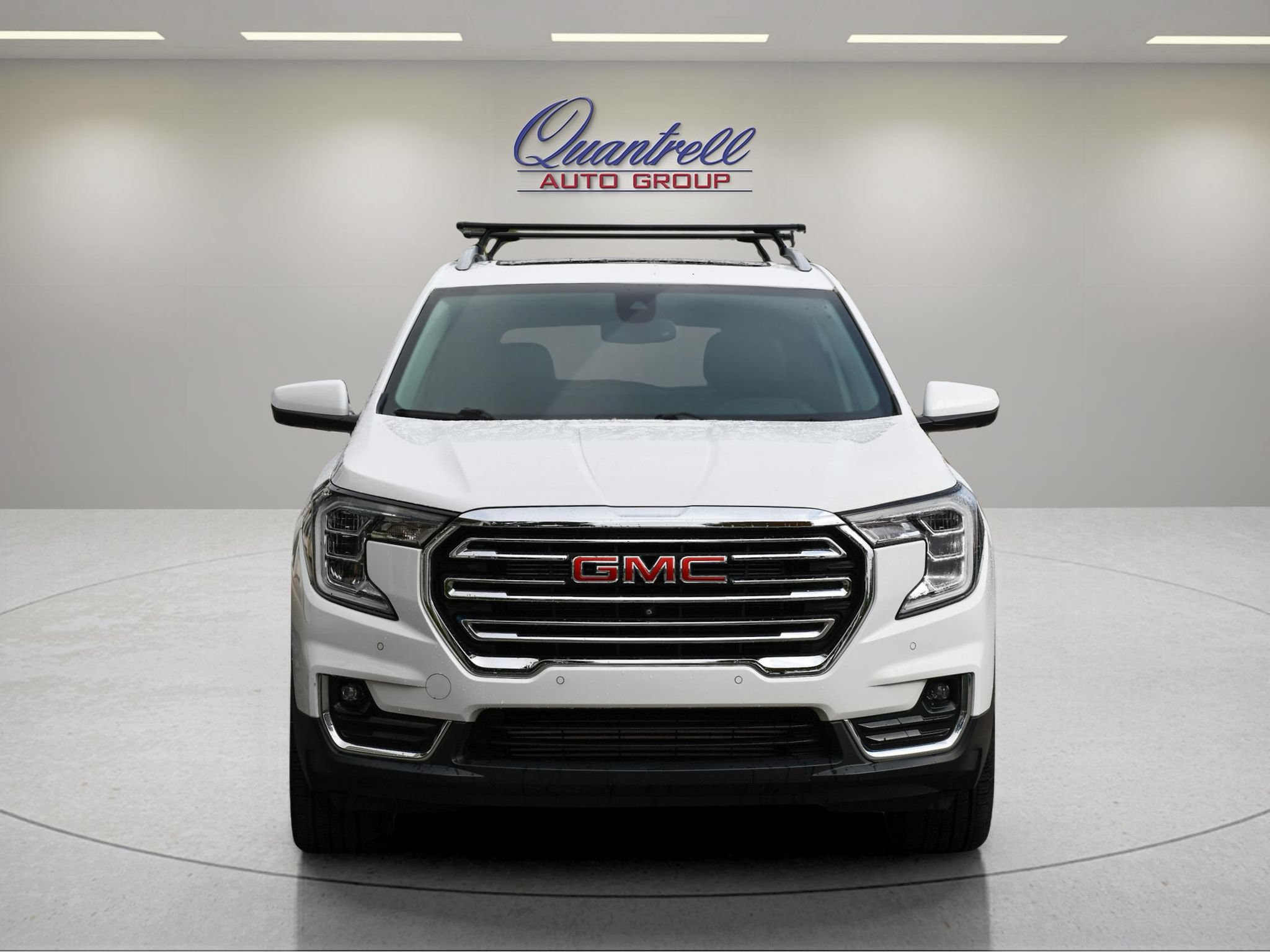 Used 2023 GMC Terrain SLT w/ Infotainment Package II AWD/4WD image 9