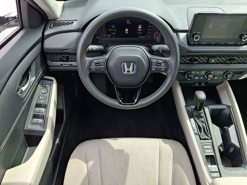 Certified 2023 Honda Accord LX image 11