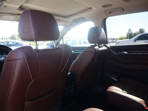 Used 2020 Buick Enclave Avenir w/ Avenir Technology Package image 27