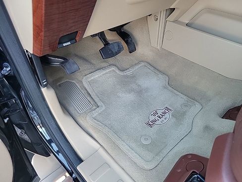 Used 2013 Ford F250 King Ranch image 23