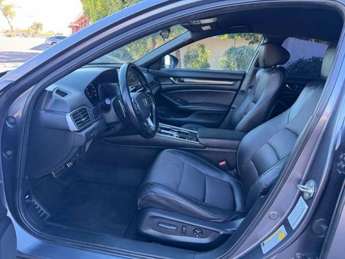 Used 2019 Honda Accord Sport image 19