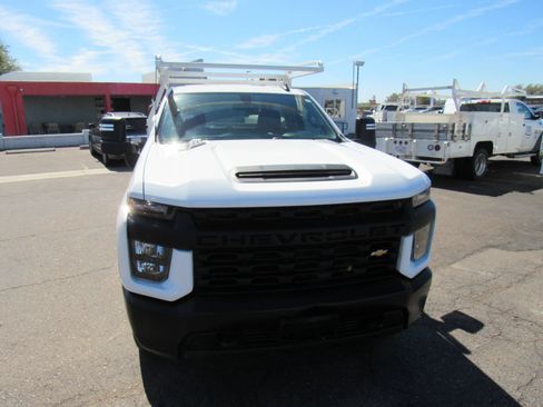 Used 2020 Chevrolet Silverado 2500 W/T w/ WT Convenience Package RWD image 3