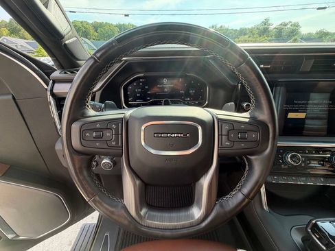 Used 2025 GMC Sierra 1500 Denali Ultimate AWD/4WD image 24