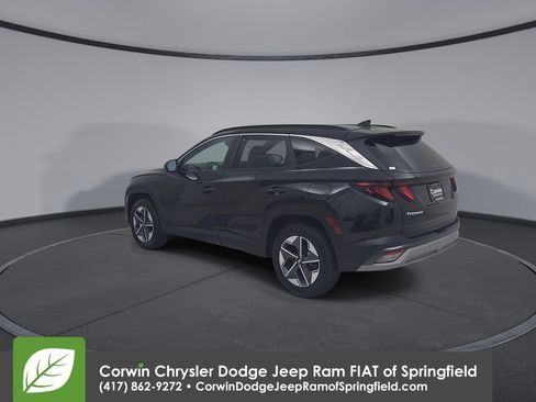 Used 2025 Hyundai Tucson SEL AWD/4WD image 11