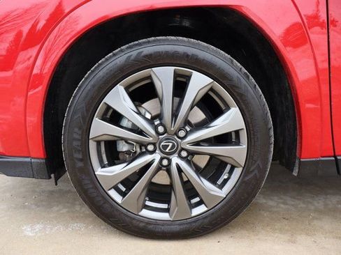 Used 2024 Lexus UX 250h F Sport image 30