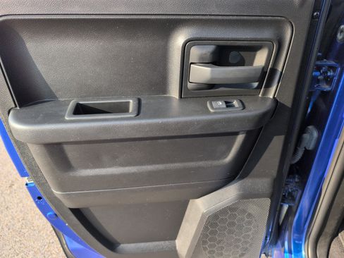 Used 2019 RAM 1500 Tradesman w/ Chrome Plus Package image 38