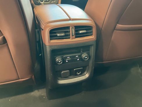 Used 2018 Buick Envision Premium image 26