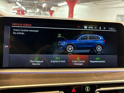 Used 2022 BMW X5 xDrive40i w/ Premium Package image 18