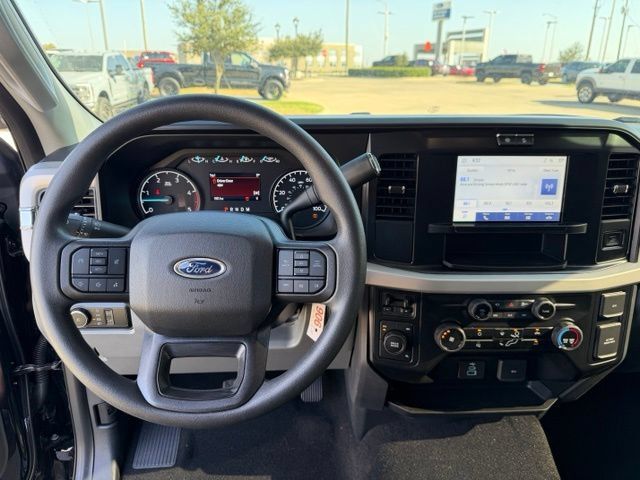 Used 2026 Ford F450 XLT w/ 360-Degree Camera Package AWD/4WD image 15