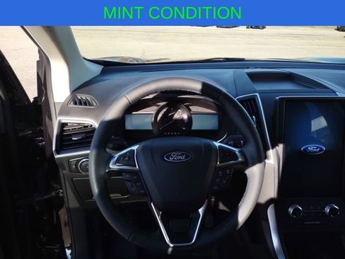 Used 2024 Ford Edge SEL w/ Convenience Package AWD/4WD image 12