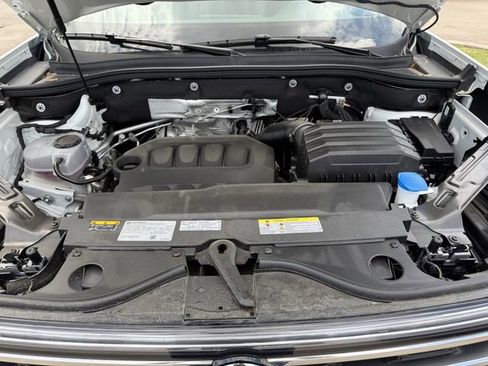 Used 2025 Volkswagen Atlas SE FWD image 27
