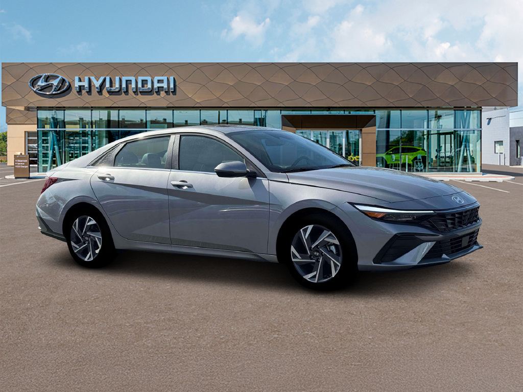 Certified 2026 Hyundai Elantra Limited FWD image 10