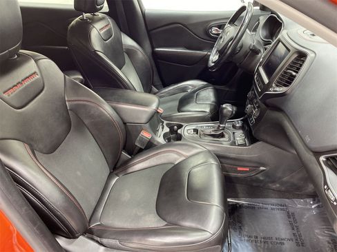 Used 2021 Jeep Cherokee Trailhawk w/ Sun, Sound & Nav Group image 25