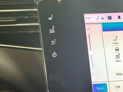 Used 2024 Jeep Wagoneer Series II image 22