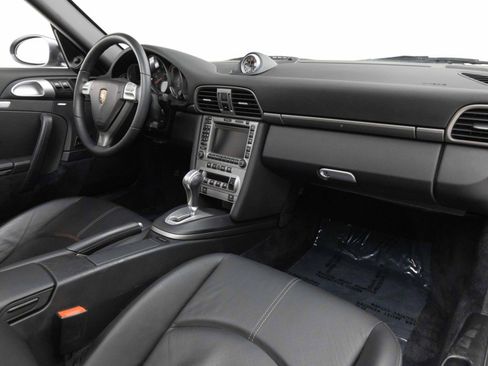 Used 2006 Porsche 911 Carrera RWD image 2