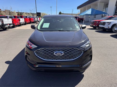 Used 2024 Ford Edge SE image 8