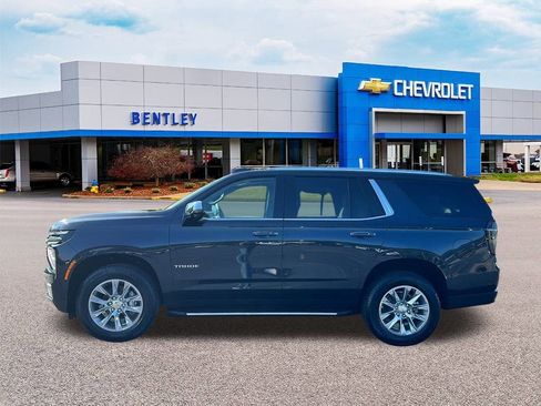 New 2025 Chevrolet Tahoe Premier image 2