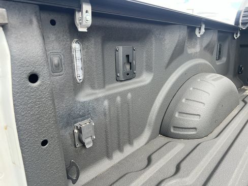Used 2022 Ford F250 Platinum AWD/4WD image 18