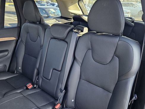 Used 2024 Volvo XC90 B6 Plus w/ Protection Package Premier image 14