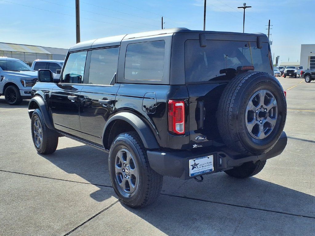 Used 2025 Ford Bronco Big Bend AWD/4WD image 4