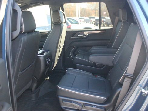New 2026 GMC Yukon Elevation w/ LPO, Floor Liner Package image 13