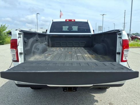 Used 2024 RAM 3500 Big Horn AWD/4WD image 25