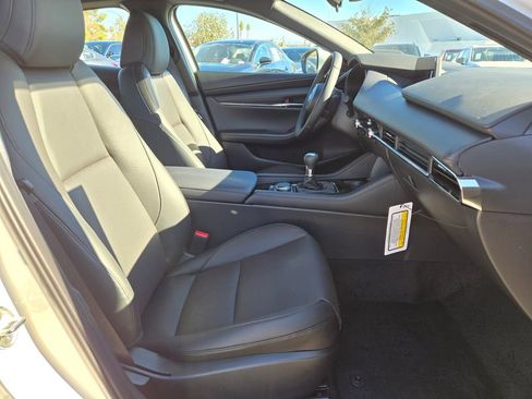 New 2026 MAZDA MAZDA3 2.5 S Hatchback w/ Premium Pkg FWD image 20