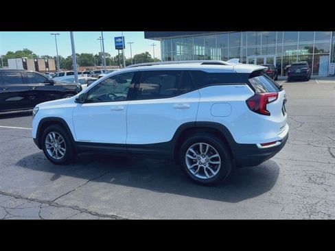Certified 2024 GMC Terrain SLT AWD/4WD image 6