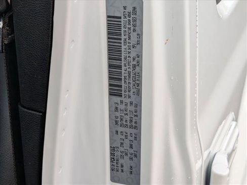 Used 2018 Jeep Wrangler Unlimited Sahara image 23