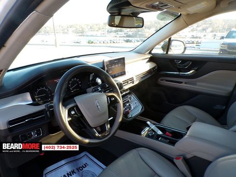Used 2021 Lincoln Corsair Standard w/ Rear Removable Package Tray image 16
