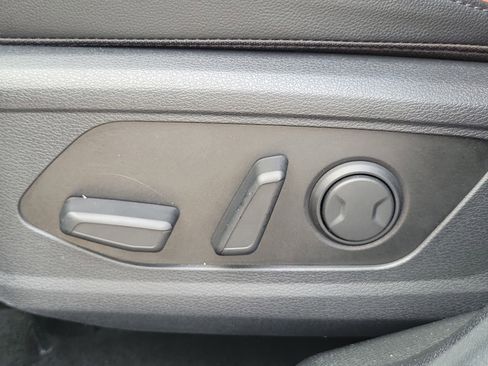 Used 2024 Kia Sportage SX image 23