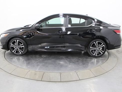 Used 2023 Nissan Sentra SR FWD image 6