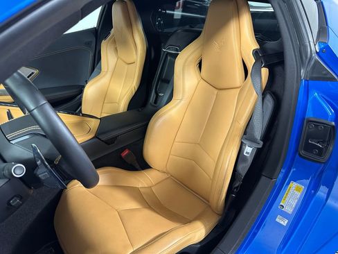 Used 2025 Chevrolet Corvette Z06 RWD image 22