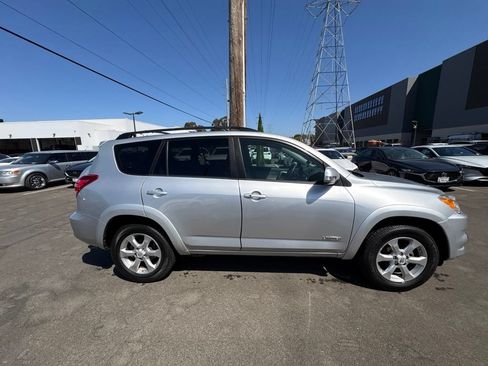 Used 2010 Toyota RAV4 Limited w/ Limited Extra Value Pkg FWD image 6