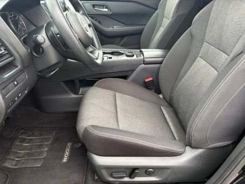 Used 2024 Nissan Rogue SV AWD/4WD image 9