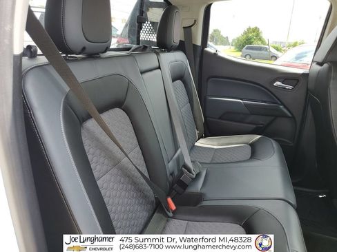 Used 2018 Chevrolet Colorado Z71 AWD/4WD image 25