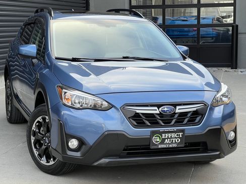 Used 2023 Subaru Crosstrek 2.0i Premium image 5