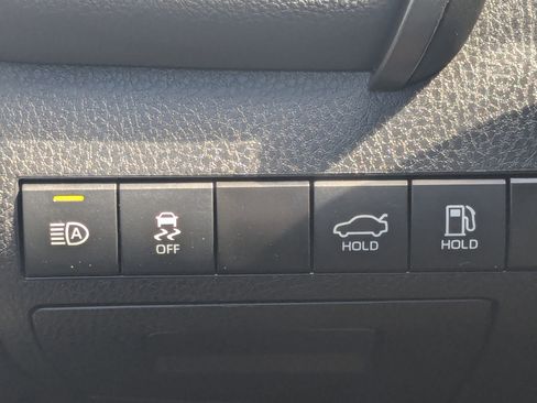 Used 2024 Toyota Camry SE FWD image 27