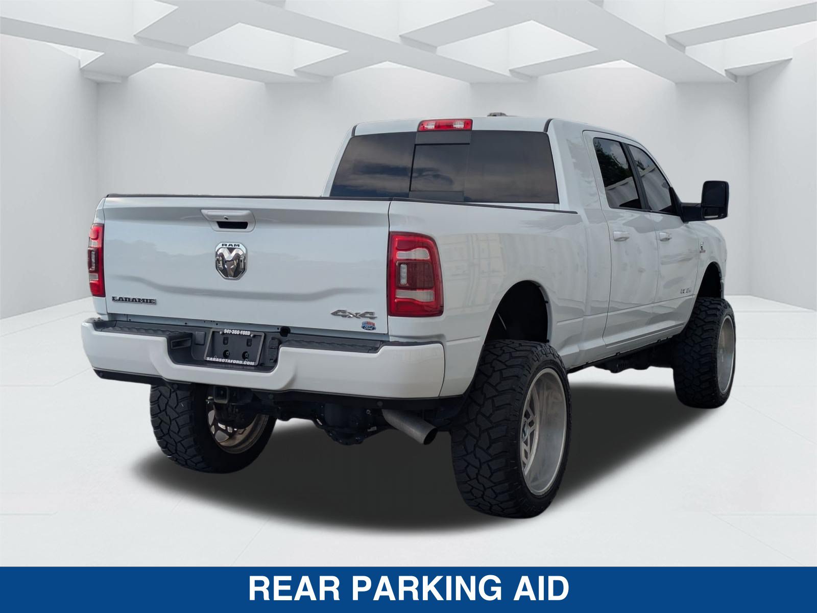 Used 2024 RAM 2500 Laramie AWD/4WD image 5