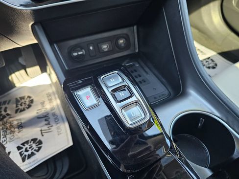 Used 2023 Hyundai Sonata SEL w/ Convenience Package FWD image 29