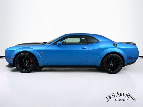 Used 2023 Dodge Challenger SRT Hellcat RWD image 4
